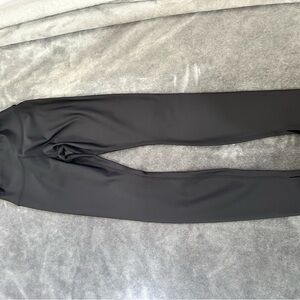 Alo- airlift elongated Leggings